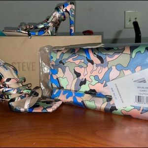 Steve Madden Camo shoes/purse